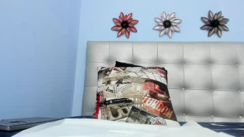 Snapshot of saray_sexy_love chatting on March 31, 2026, 11:43 am saray_sexy_love online show from March 31, 2026, 11:43 am