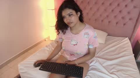 Snapshot of sarayland chatting on November 1, 2025, 10:28 am saray online show from November 1, 2025, 10:28 am