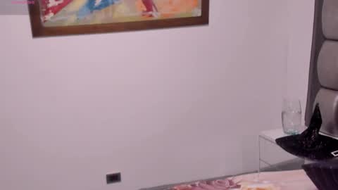 Baby Saren online show from October 15, 2025, 11:54 am