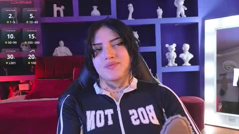 Snapshot of sari_belle chatting on October 20, 2025, 8:42 pm Sari  online show from October 20, 2025, 8:42 pm