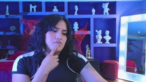 Snapshot of sari_belle chatting on October 30, 2025, 4:47 am Sari  online show from October 30, 2025, 4:47 am