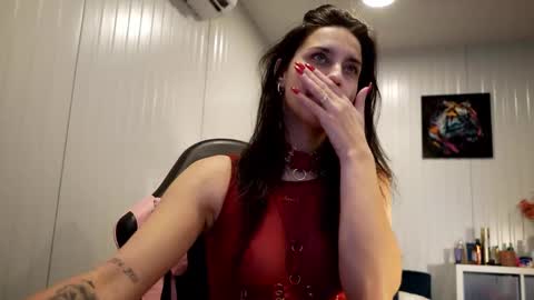 Sarissa online show from February 20, 2026, 4:18 pm