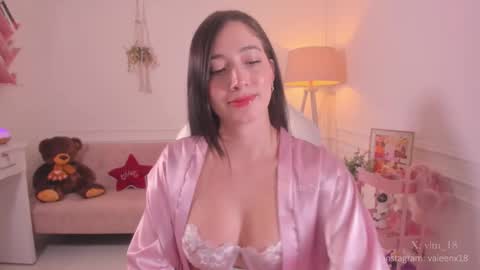 Sara  online show from November 7, 2025, 9:59 pm