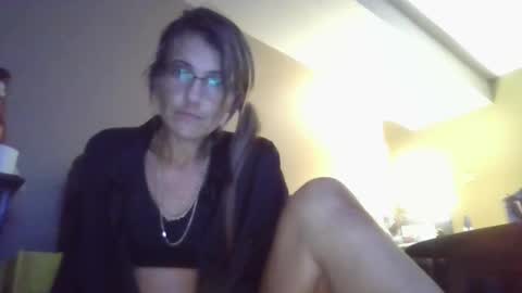 sarlynn online show from September 25, 2025, 11:19 pm