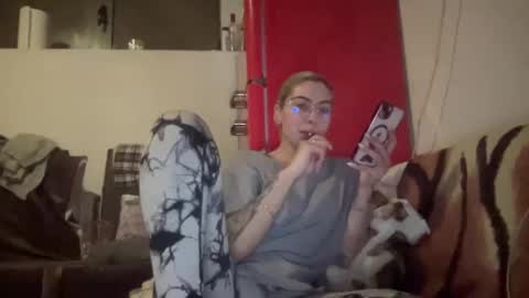 Sarrah online show from January 8, 2025, 8:29 pm