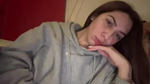 Sarrah online show from March 10, 2025, 2:06 am