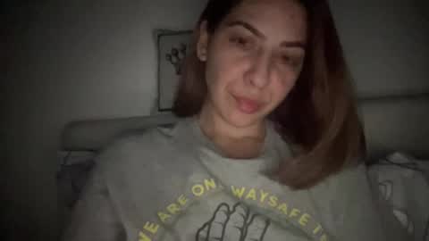 Sarrah online show from March 11, 2025, 11:37 pm