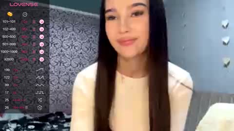 Snapshot of sary_vibe chatting on October 21, 2025, 3:13 pm Valentina online show from October 21, 2025, 3:13 pm