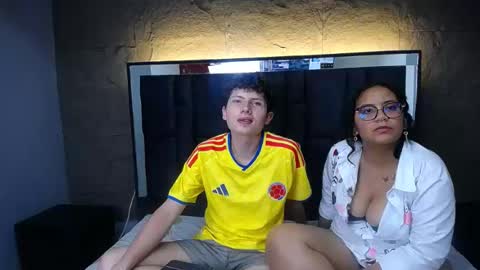 Sasha Y Felipe online show from June 24, 2026, 4:00 am