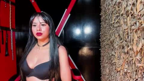 sascha_castillo online show from December 17, 2025, 7:31 pm