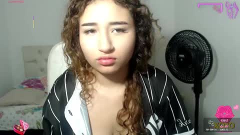 Snapshot of sasha_17_ chatting on October 7, 2025, 8:22 am Sofia online show from October 7, 2025, 8:22 am