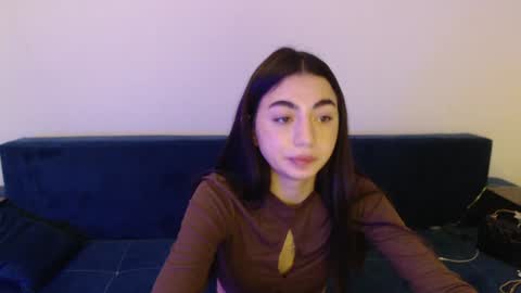 Snapshot of sasha_bloom7 chatting on December 23, 2024, 10:01 pm Sasha online show from December 23, 2024, 10:01 pm