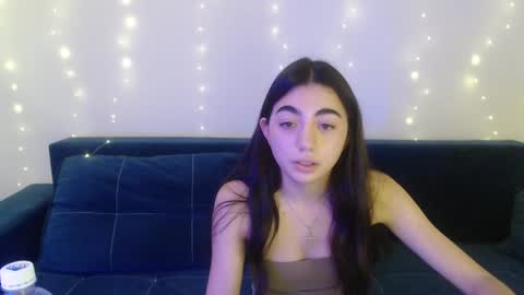Snapshot of sasha_bloom7 chatting on December 26, 2024, 9:37 pm Sasha online show from December 26, 2024, 9:37 pm