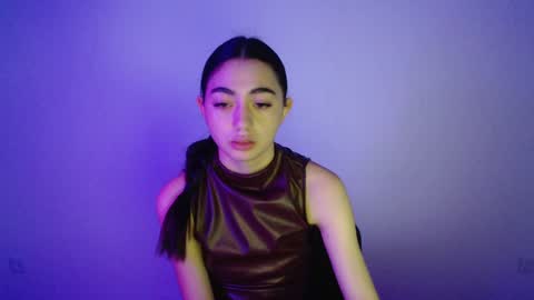 Snapshot of sasha_bloom7 chatting on January 14, 2025, 6:38 pm Sasha online show from January 14, 2025, 6:38 pm