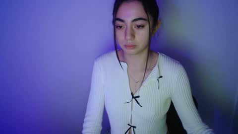 Snapshot of sasha_bloom7 chatting on February 7, 2025, 6:02 pm Sasha online show from February 7, 2025, 6:02 pm