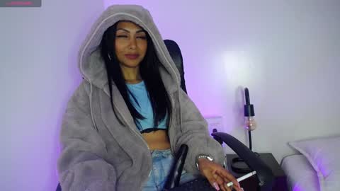 Snapshot of sasha_brattz chatting on December 31, 2024, 12:04 pm Sasha Brattz online show from December 31, 2024, 12:04 pm