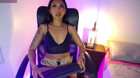 Snapshot of sasha_brattz chatting on January 31, 2025, 7:18 am Sasha Brattz online show from January 31, 2025, 7:18 am