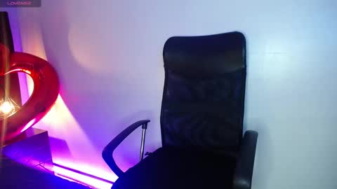 Snapshot of sasha_brattz chatting on February 15, 2025, 5:28 pm Sasha Brattz online show from February 15, 2025, 5:28 pm