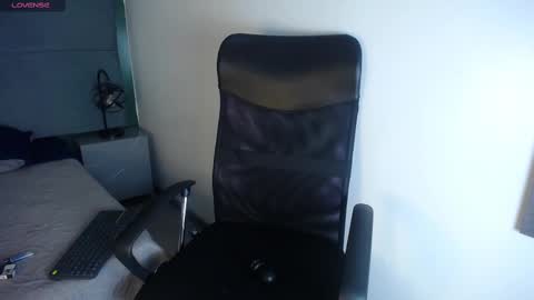 Snapshot of sasha_brattz chatting on February 26, 2025, 3:42 am Sasha Brattz online show from February 26, 2025, 3:42 am