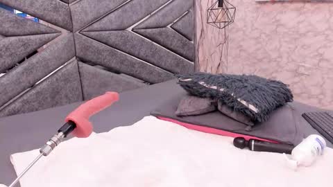 Sasha  online show from March 7, 2026, 7:33 pm