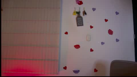 sasha_jonne online show from June 18, 2026, 4:57 am
