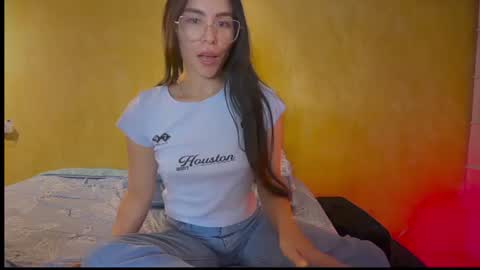 sasha_jonne online show from June 25, 2026, 5:12 am