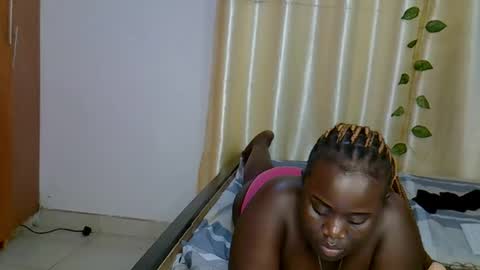 Snapshot of sasha_mollie chatting on October 18, 2025, 5:54 am Sasha online show from October 18, 2025, 5:54 am