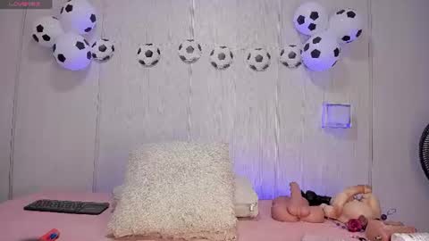 Sasha  online show from July 14, 2026, 3:33 am