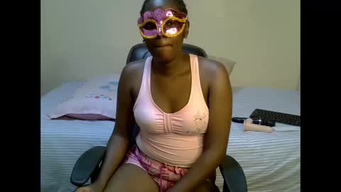 sasha_sexy769 online show from November 9, 2025, 2:48 pm