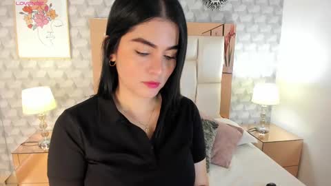 Snapshot of sasha_sims chatting on September 12, 2025, 11:43 am Camila  online show from September 12, 2025, 11:43 am