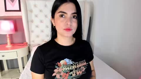 Snapshot of sasha_sims chatting on September 24, 2025, 11:35 am Camila  online show from September 24, 2025, 11:35 am