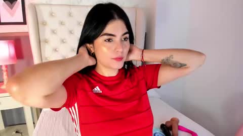 Snapshot of sasha_sims chatting on September 28, 2025, 11:37 am Camila  online show from September 28, 2025, 11:37 am