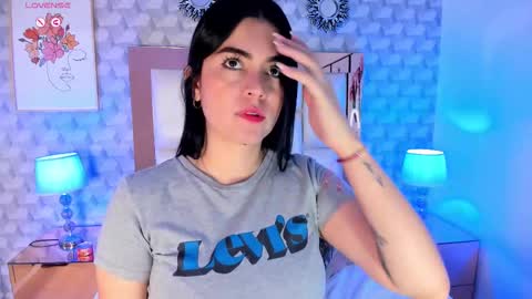 Snapshot of sasha_sims chatting on October 8, 2025, 11:41 am Camila  online show from October 8, 2025, 11:41 am
