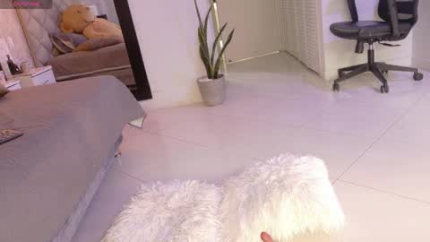 Snapshot of sasha_sinne chatting on June 3, 2026, 11:57 am sasha_sinne online show from June 3, 2026, 11:57 am