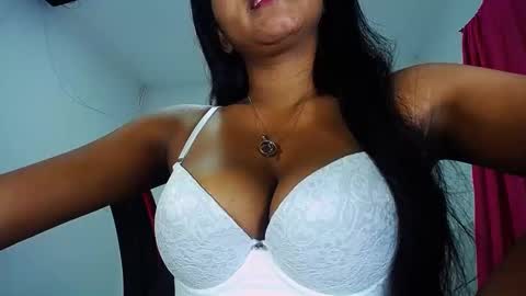 Snapshot of sashabreck1 chatting on January 7, 2025, 3:57 am sashabreck1 online show from January 7, 2025, 3:57 am