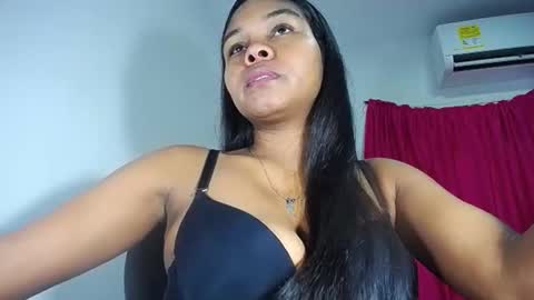 sashabreck1 online show from December 5, 2025, 2:42 am