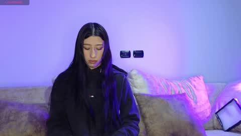 Snapshot of sashacute_ chatting on January 27, 2025, 5:36 am Sasha online show from January 27, 2025, 5:36 am