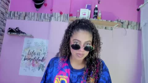 sasha online show from September 9, 2025, 2:38 pm