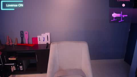Snapshot of sashaharding1125 chatting on June 15, 2026, 8:00 pm andrea harding online show from June 15, 2026, 8:00 pm