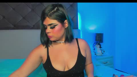 selene  online show from January 2, 2025, 8:02 pm