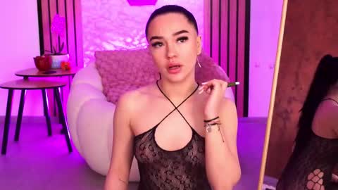 Snapshot of sashalorrenz chatting on March 30, 2026, 4:24 am Sasha online show from March 30, 2026, 4:24 am