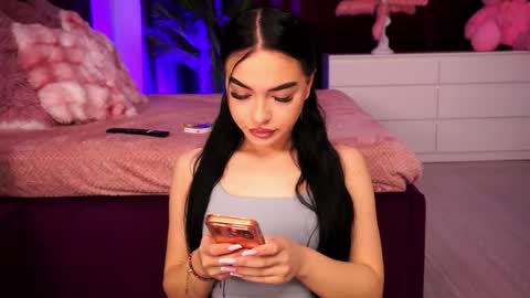 Snapshot of sashalorrenz chatting on April 9, 2026, 4:23 am Sasha online show from April 9, 2026, 4:23 am