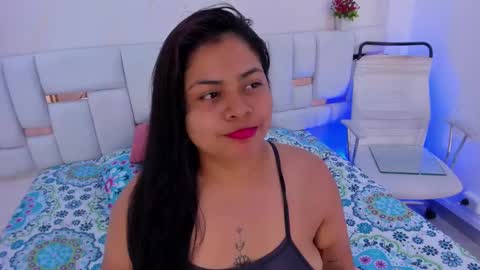 Manuela  online show from October 7, 2025, 3:58 am