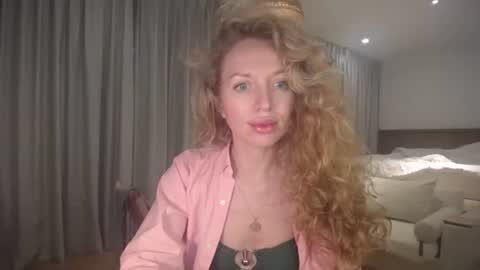 Sasha online show from November 26, 2025, 9:54 am