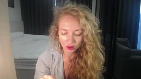 Sasha online show from March 29, 2026, 4:56 am