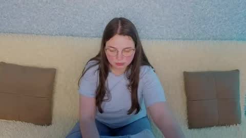 Sasha online show from April 15, 2026, 2:35 pm