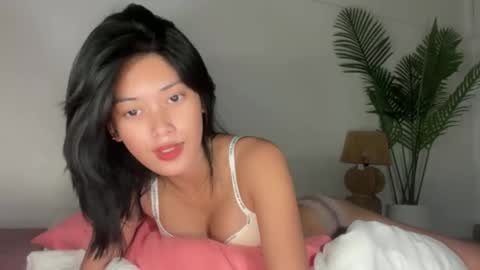 sashi_kaye online show from June 11, 2026, 3:48 am