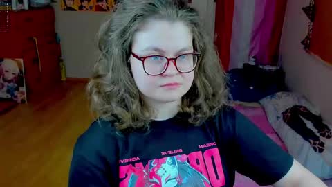.Alexandra online show from May 3, 2026, 2:23 pm