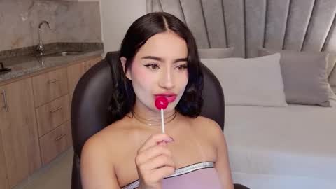 saskia litt online show from January 14, 2026, 4:07 am