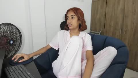 saskya13 online show from February 18, 2026, 4:08 am